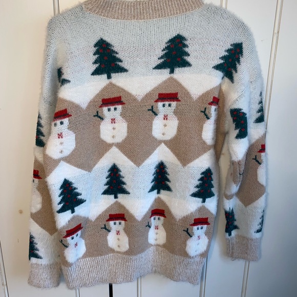 Cozy Christmas sweater - Picture 3 of 4